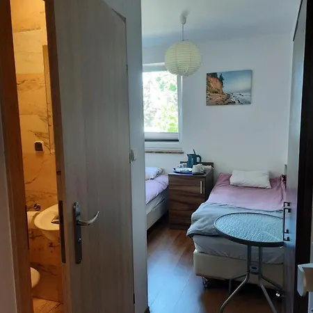 Δωμάτια σε οικογενειακή κατοικία Amber House Γκντανσκ