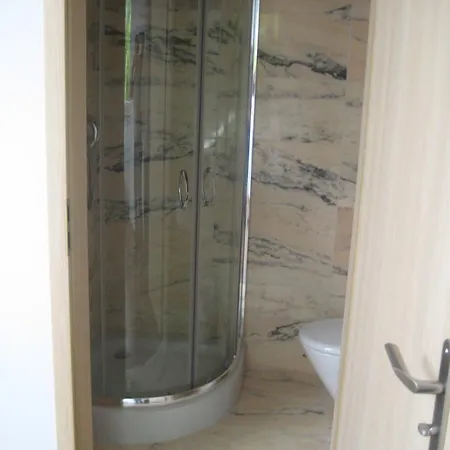 Homestay Amber House *