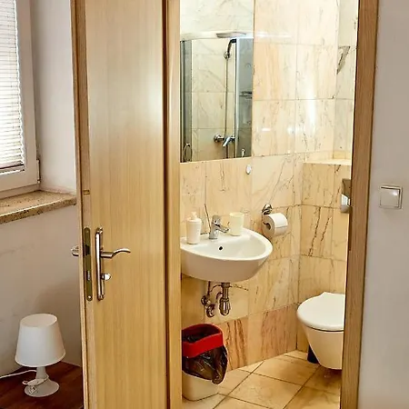 Amber House Rum i privatbostad *