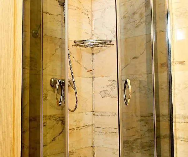 ホームステイ Amber House